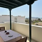 Sia's דירה Naxos City