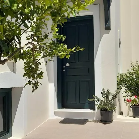 Sia's Naxos City